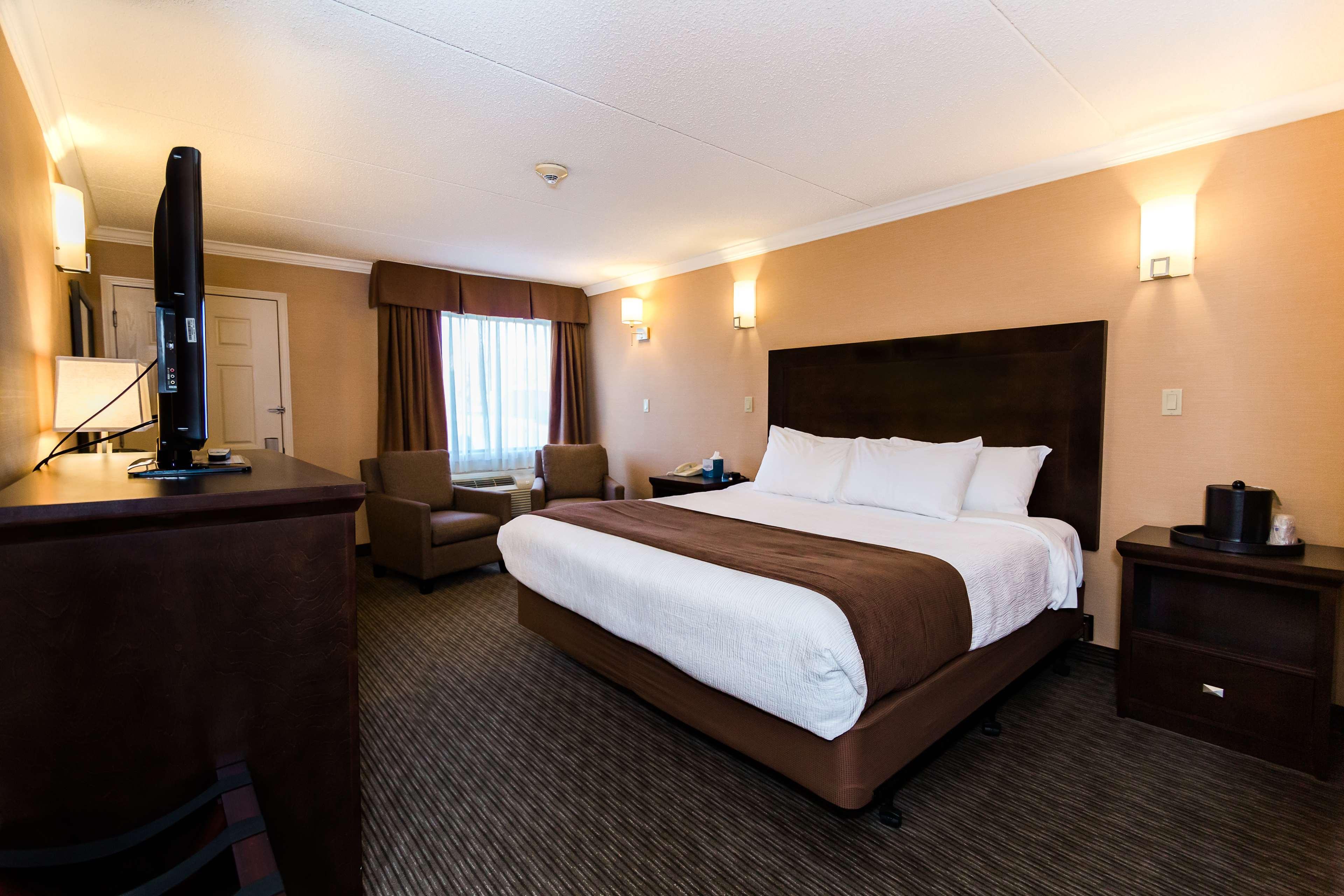 Best Western Plus Dryden Hotel And Conference Centre Екстериор снимка