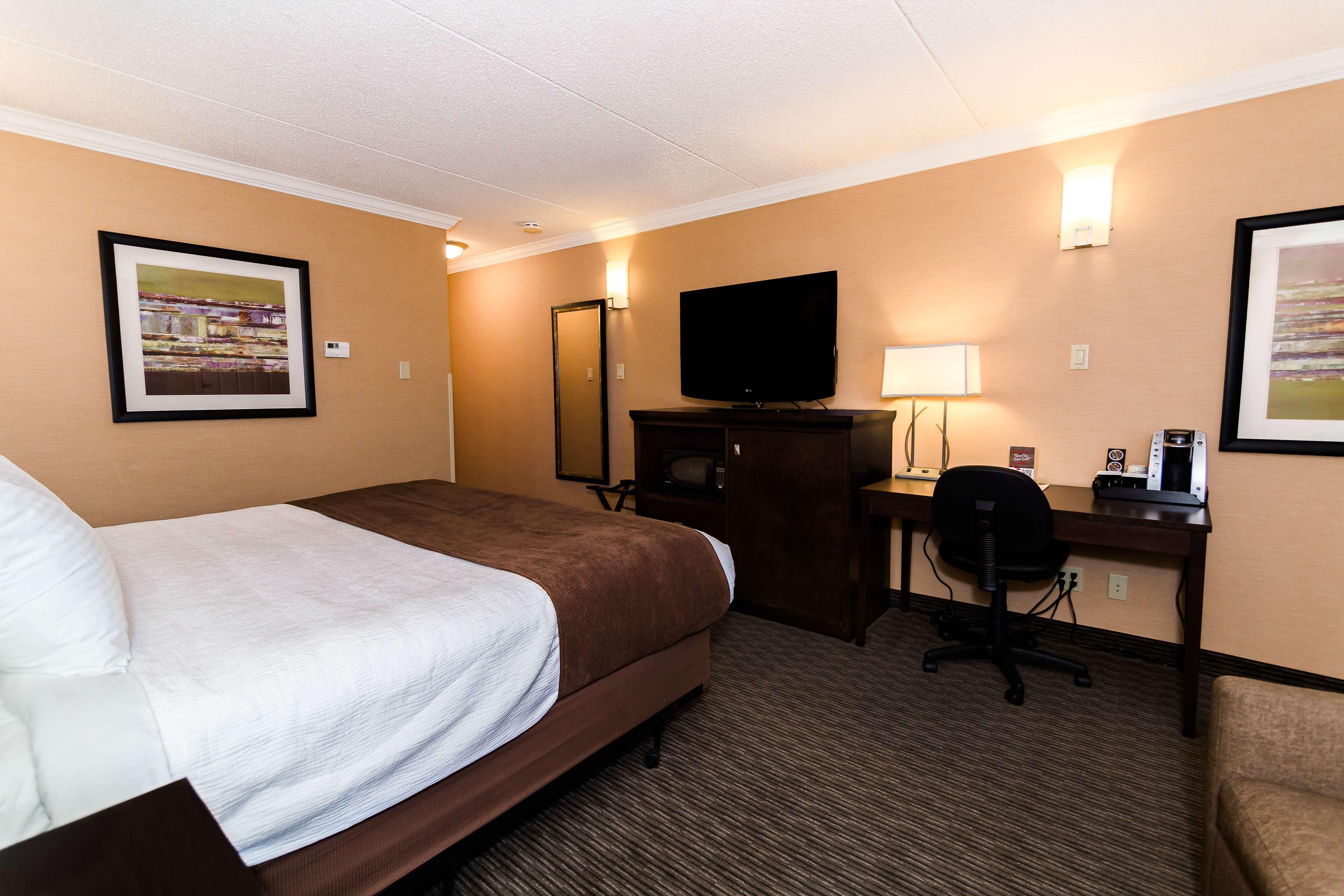 Best Western Plus Dryden Hotel And Conference Centre Екстериор снимка