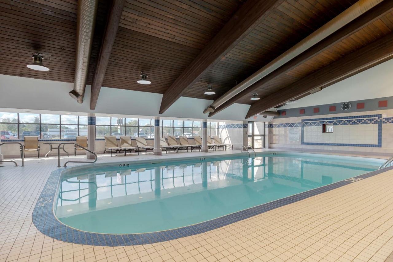 Best Western Plus Dryden Hotel And Conference Centre Екстериор снимка