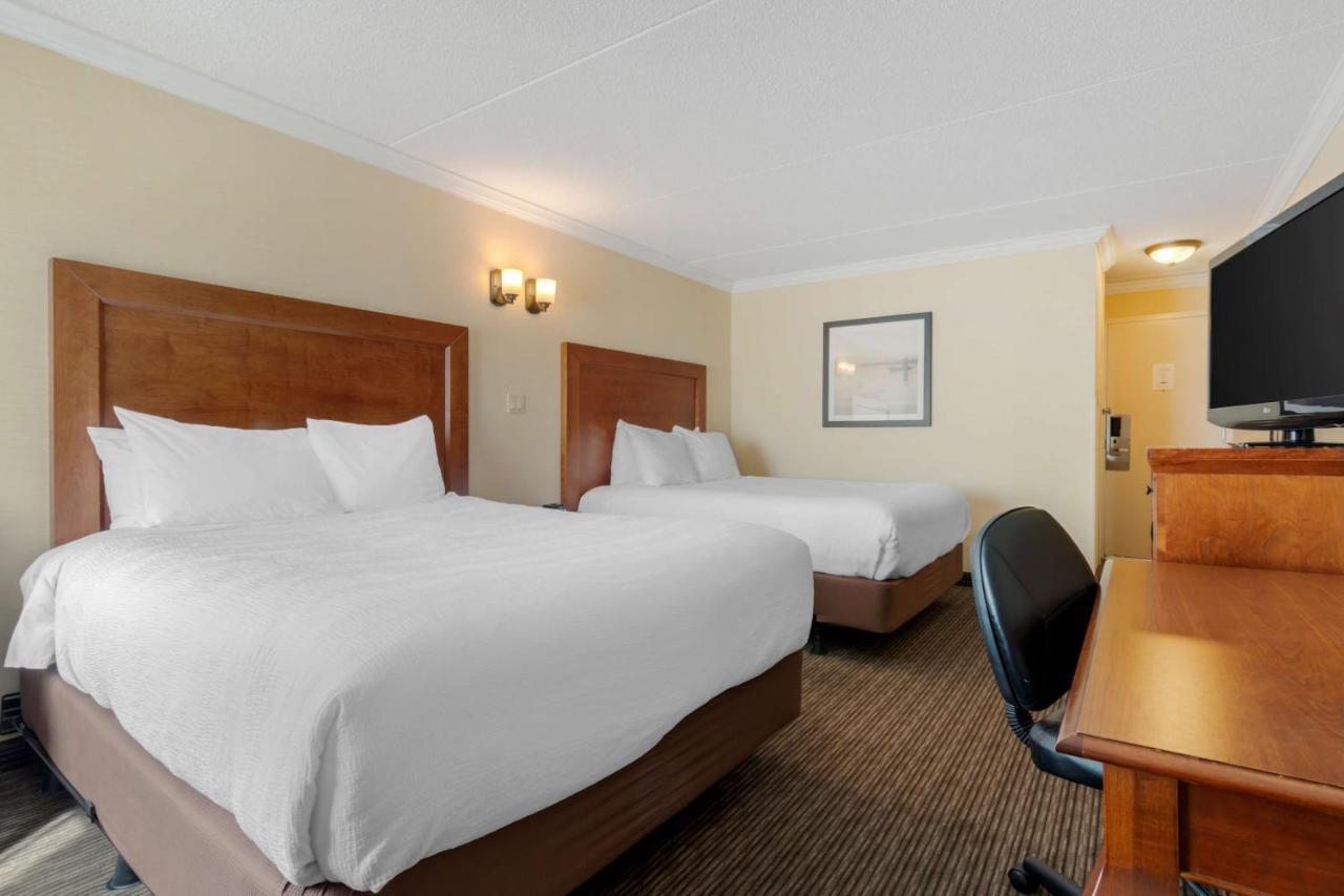 Best Western Plus Dryden Hotel And Conference Centre Екстериор снимка